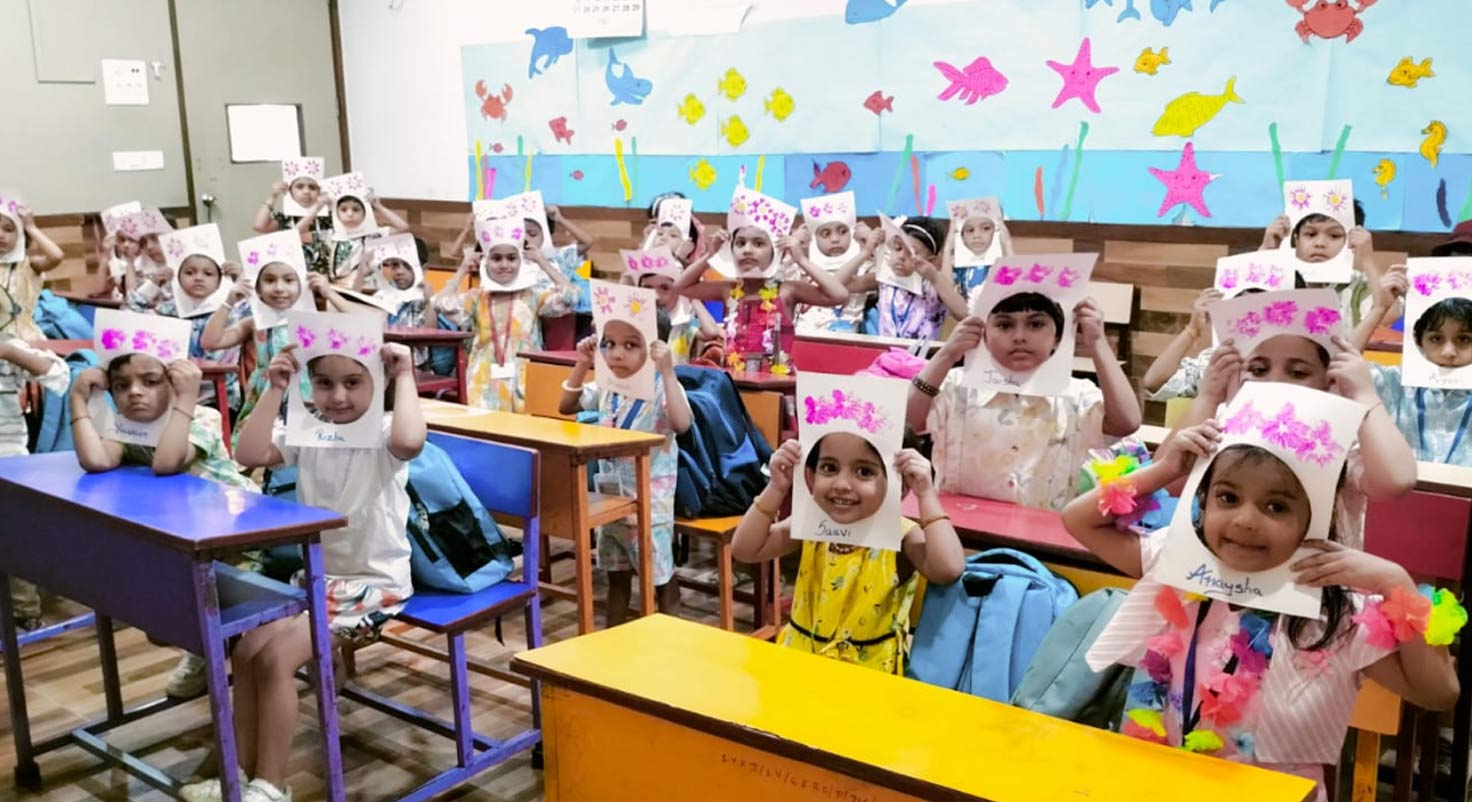 Pre-Primary Floral Day Activity