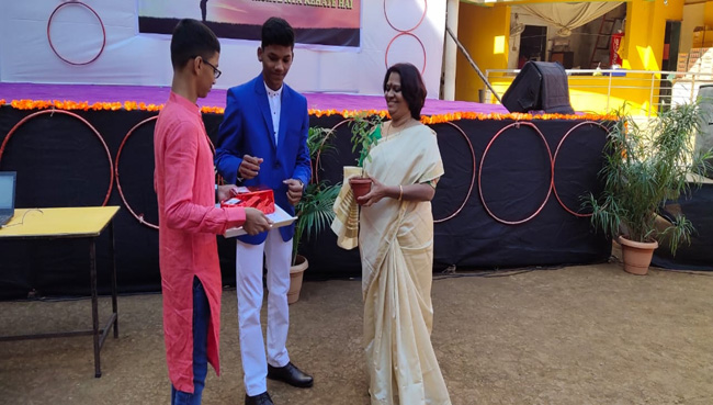 Sarasvis STD X FAREWELL on January 2020 | Saraswati School Rabodi in Thane