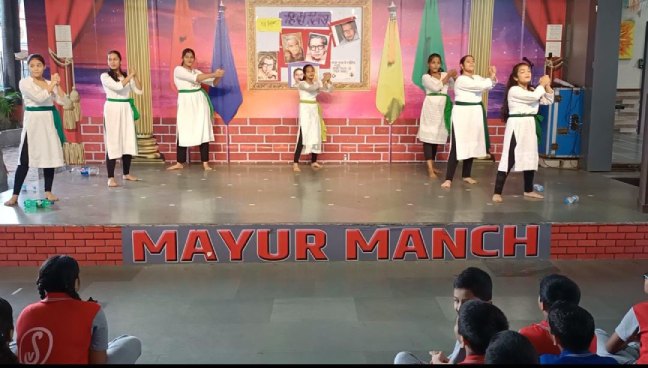 Hindi Diwas Celebration 2022 Secondary section | Saraswati School Rabodi in Thane