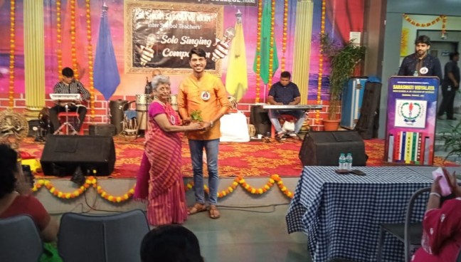 Ek Shaam Sarasvi Ke Naam