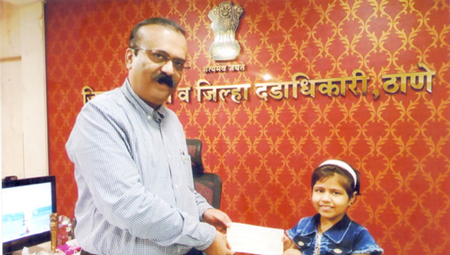Donation by young Sarasvi